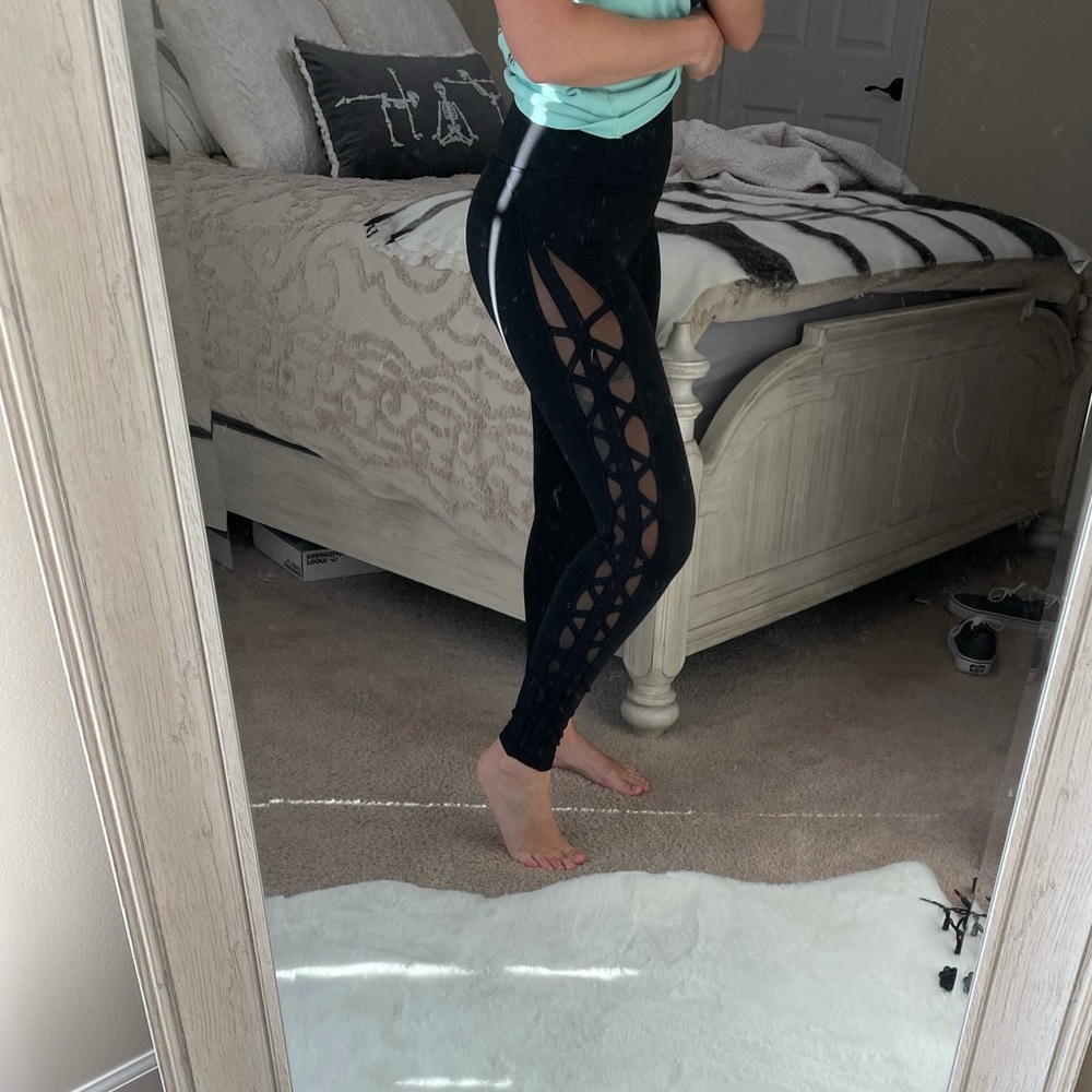 Lululemon Side Mesh Leggings